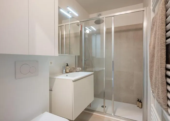 Bright Seaside With Balcony Ostend